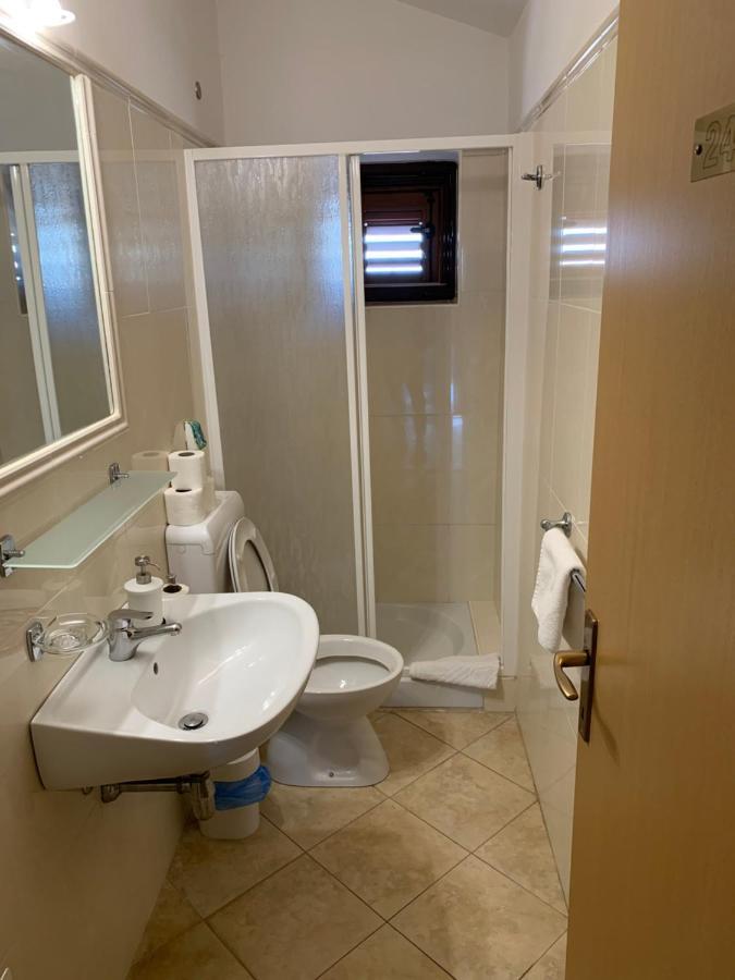 Vila Albatros Bed and Breakfast Rovinj Buitenkant foto