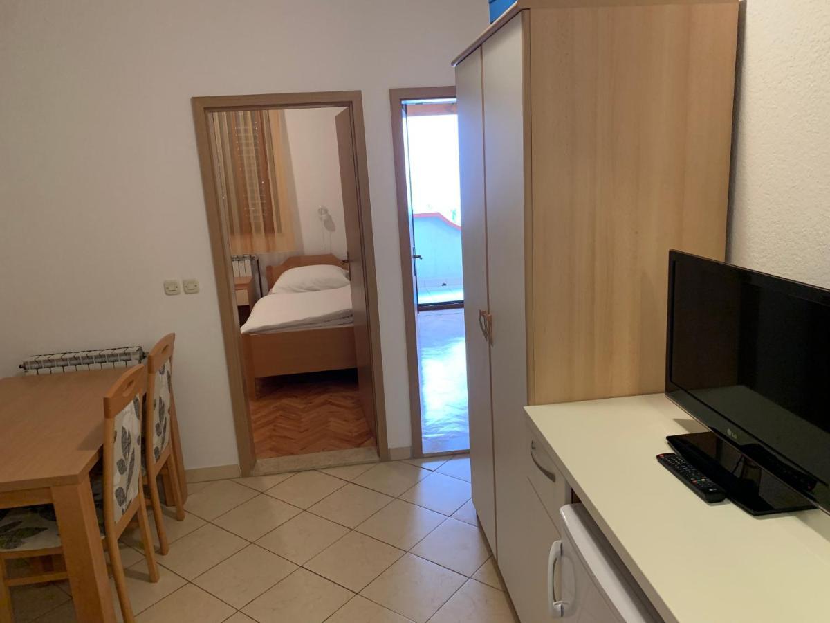 Vila Albatros Bed and Breakfast Rovinj Buitenkant foto