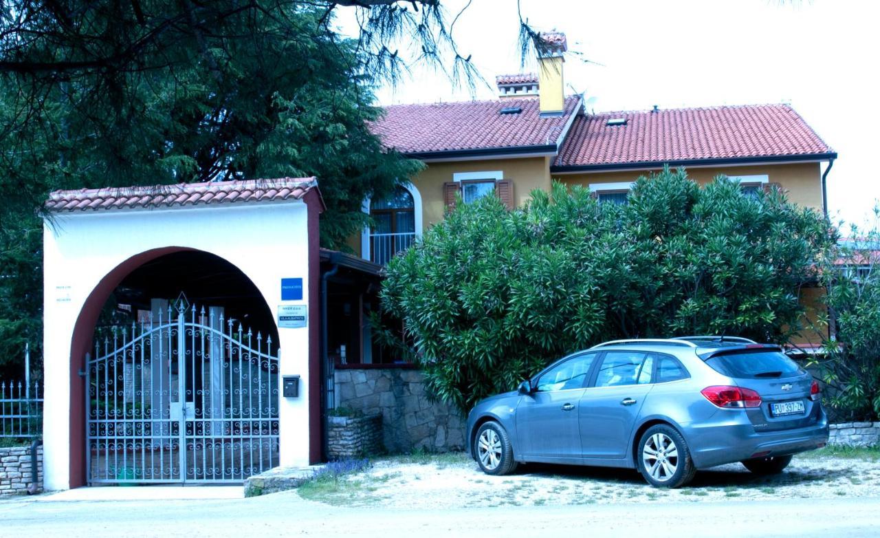 Vila Albatros Bed and Breakfast Rovinj Buitenkant foto